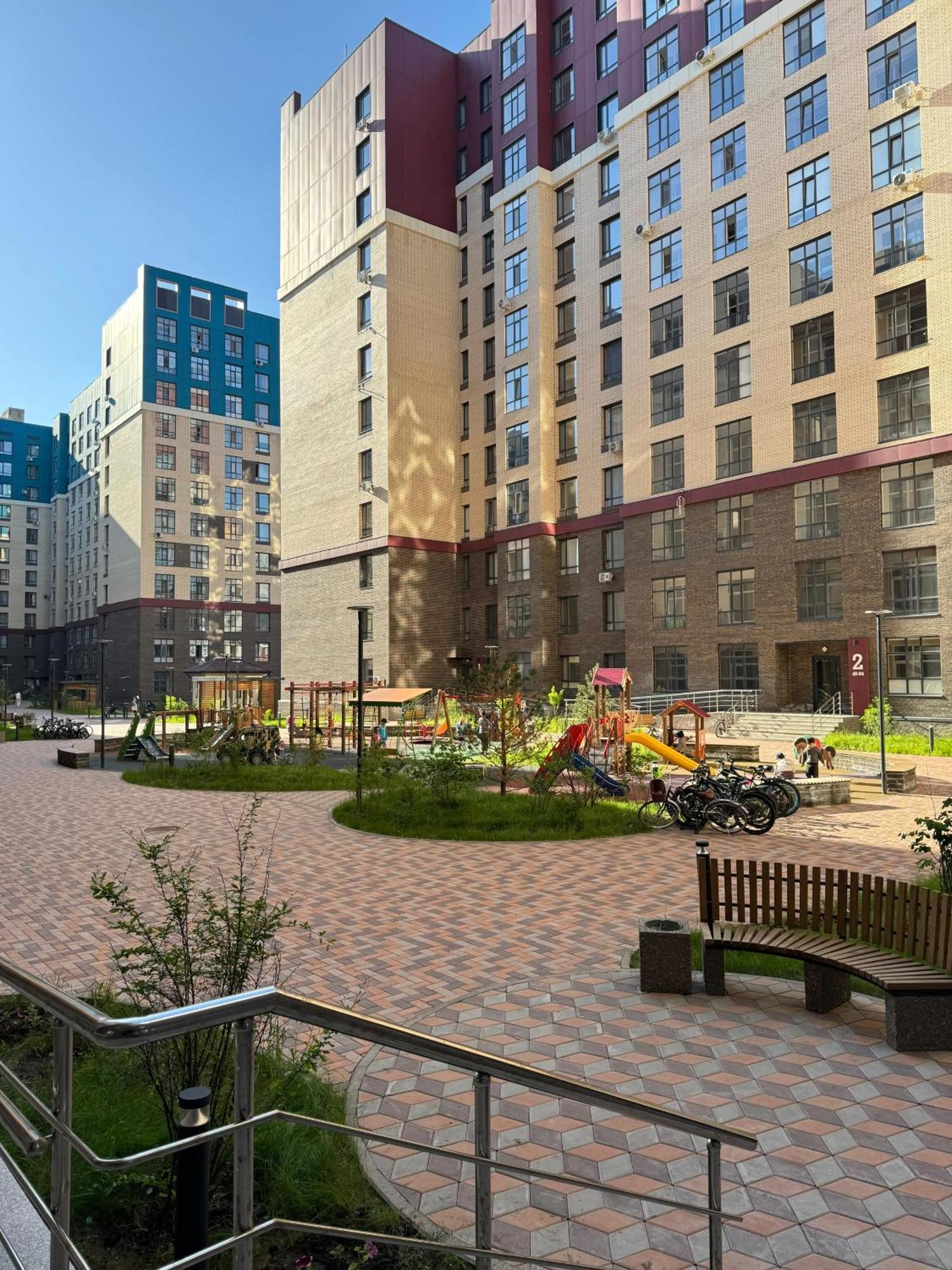 Grand Champion 1 Near Arena, Barys Arena * Nur-Sultan (Astana)